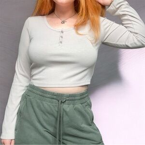 Dazy Women's Solid Half Button Ribbed Knit Crop Tee Cream Long Sleeves XL